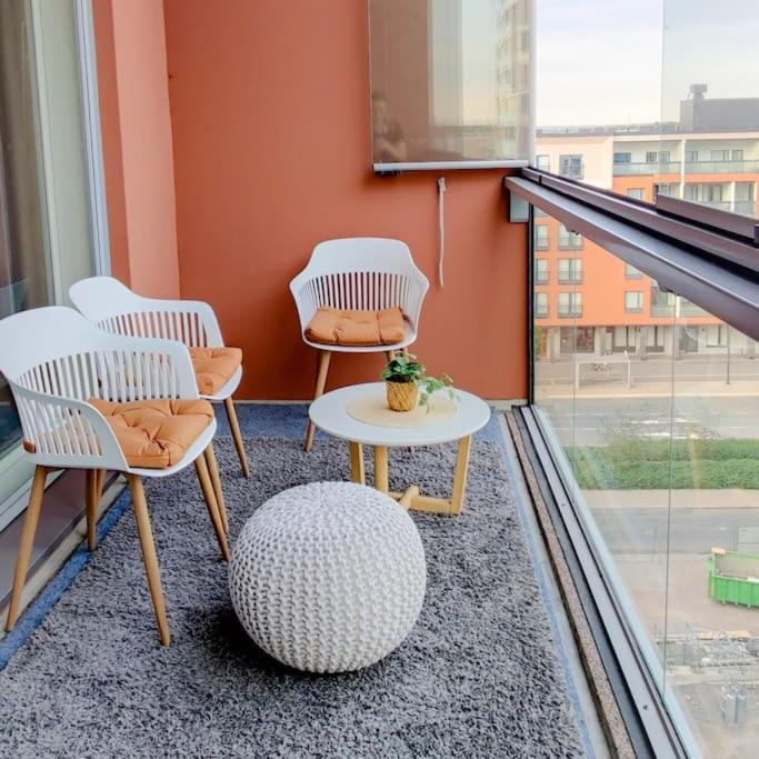 New Studio Pastel Near Helsinki Airport In Kivistoe Vantaa Exterior foto